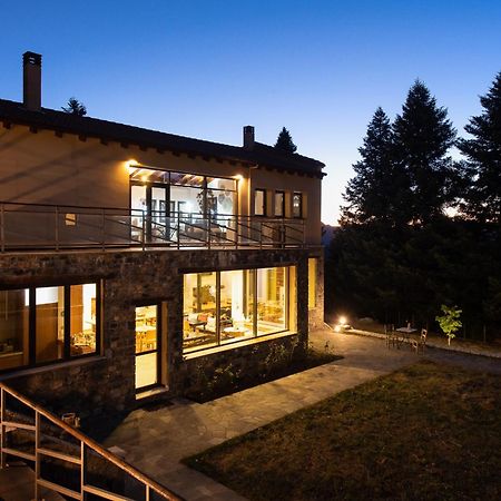 Natura Hotel Vitina Buitenkant foto